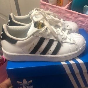 Adidas superstar